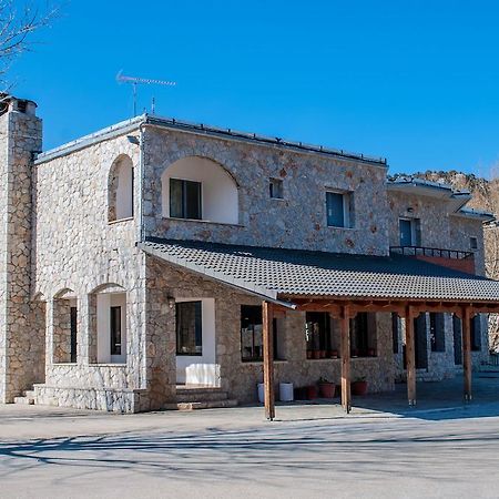Hotel Gigilos Omalos Chania  Exterior foto