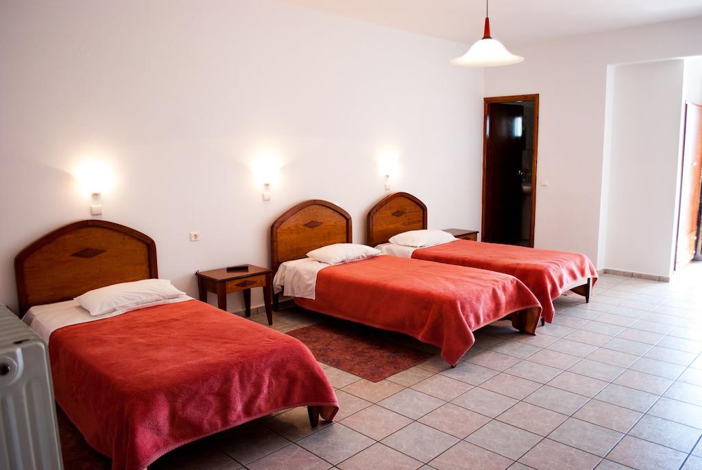 Hotel Gigilos Omalos Chania  Zimmer foto