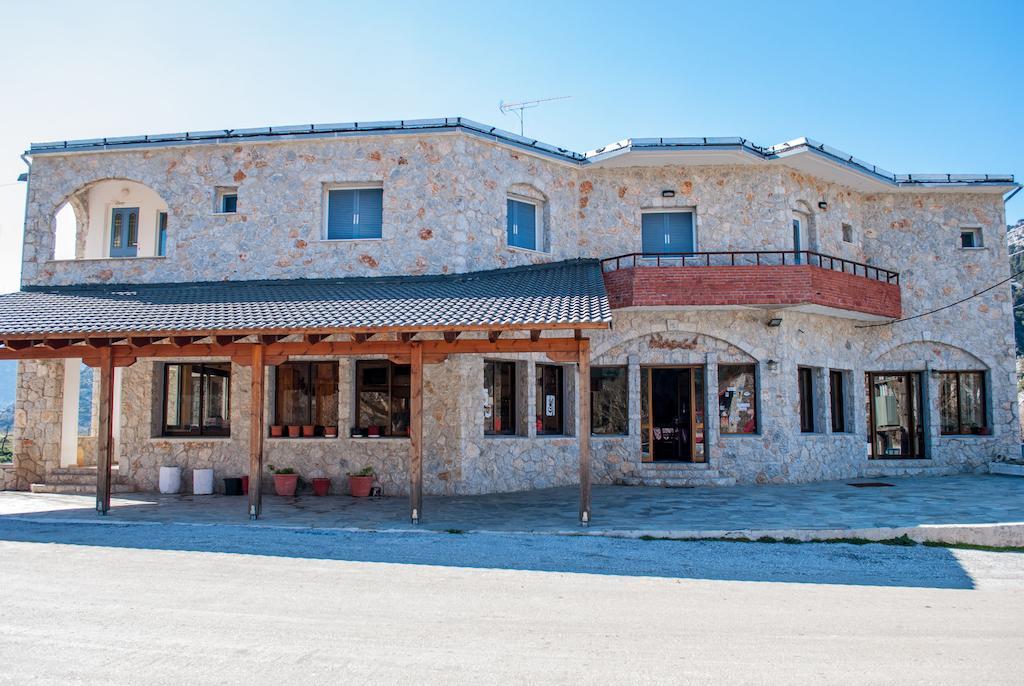 Hotel Gigilos Omalos Chania  Exterior foto