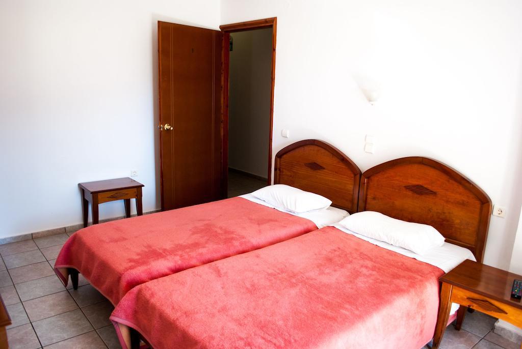 Hotel Gigilos Omalos Chania  Zimmer foto
